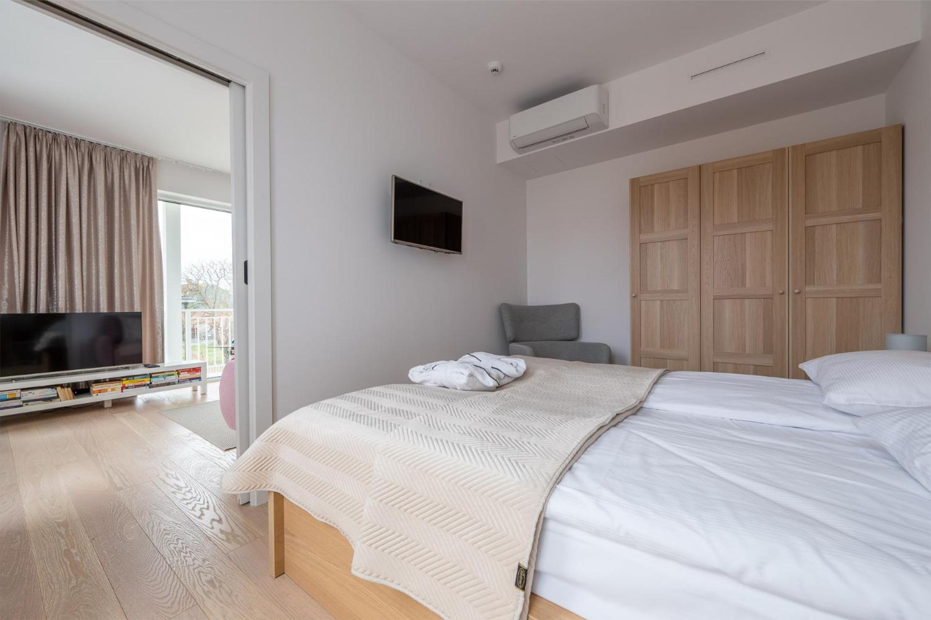 Sea Collection By Marina Royale Aparthotel Ujście-Darłowskie Екстериор снимка