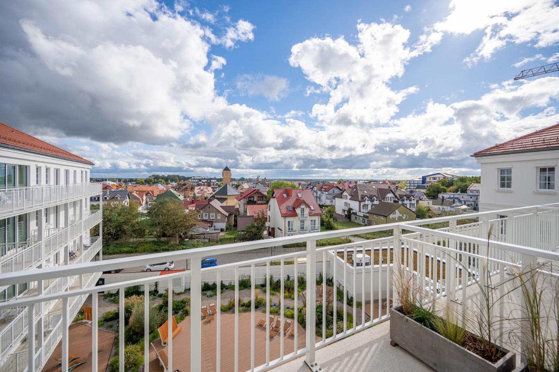 Sea Collection By Marina Royale Aparthotel Ujście-Darłowskie Екстериор снимка